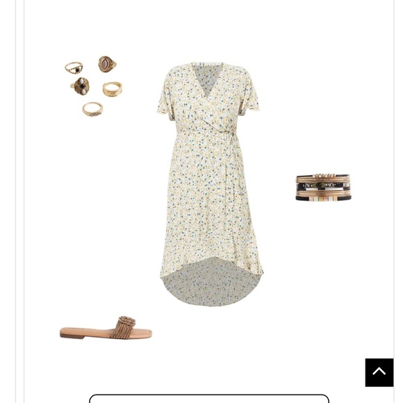 Torrid, brand new with tags. Rayon Maxi wrap dress. Size 0(12) - Picture 2 of 2